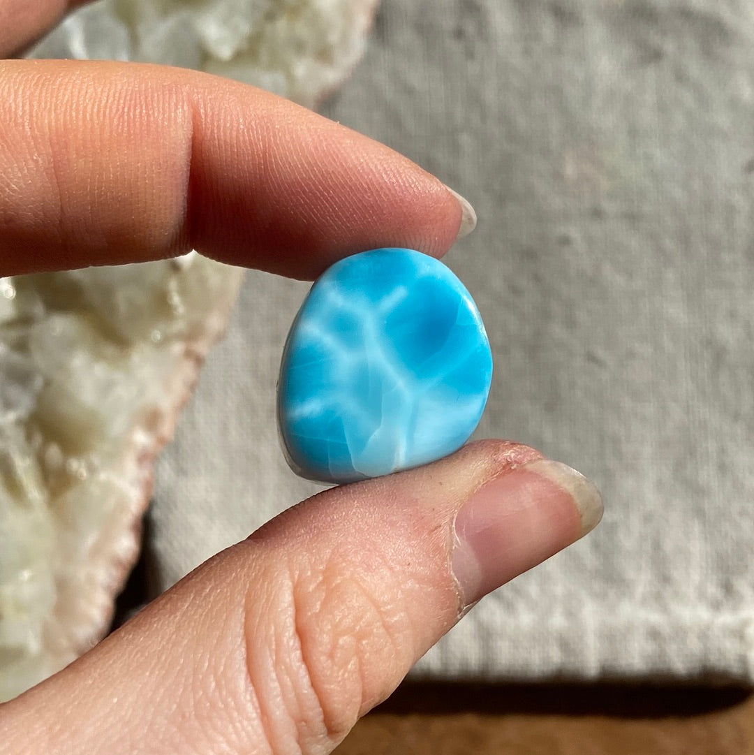 Larimar Cabochon/ freiform