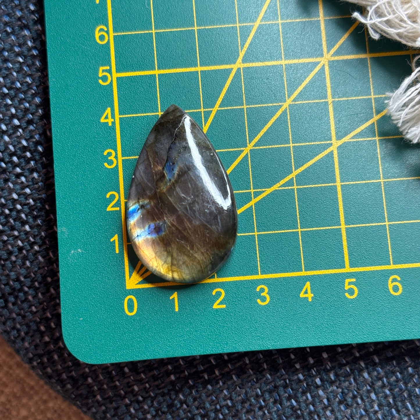 Labradorit Cabochon ~ 8FK