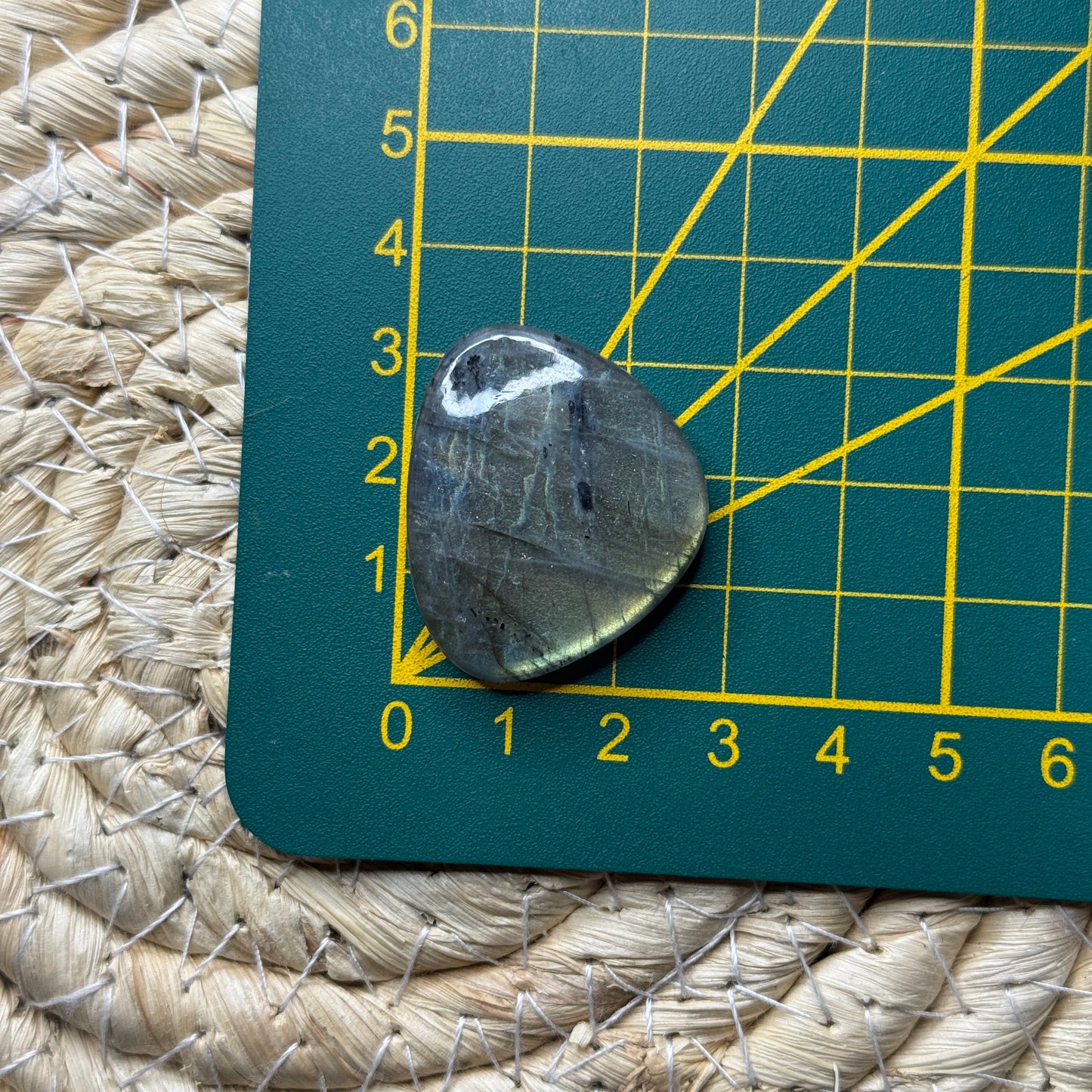 Labradorit Cabochon ~ 7FG