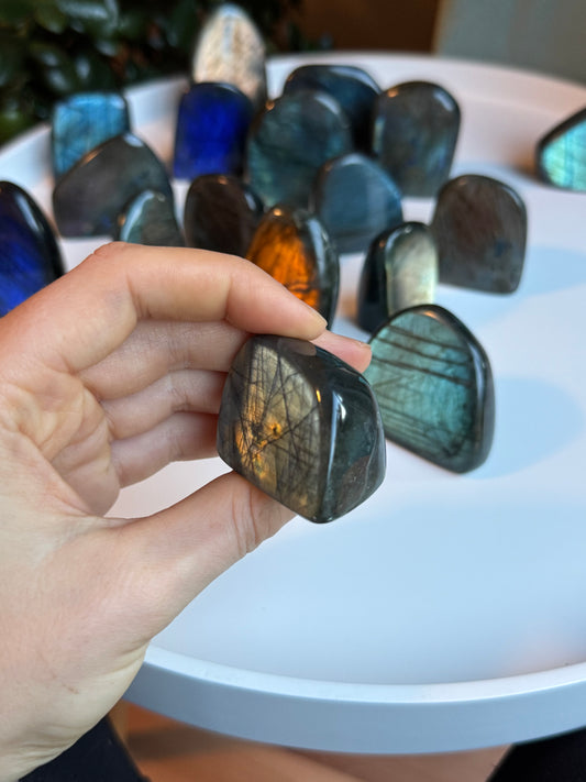 Labradorit freiform ~ G17