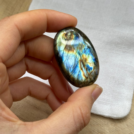 Labradorit Cabochon ~ 12FA