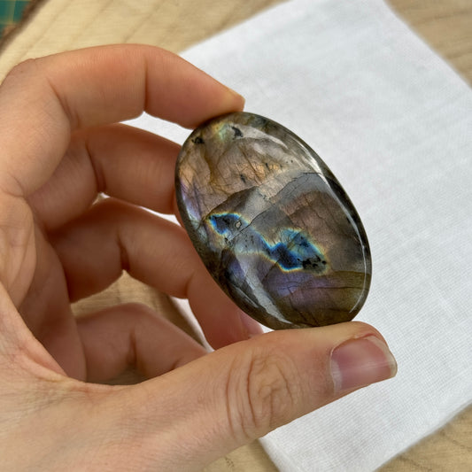 Labradorit Cabochon ~ 18FA