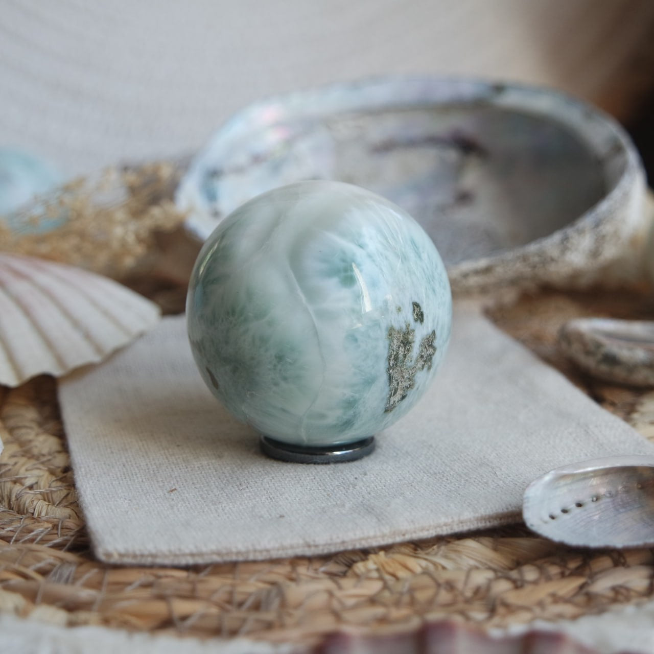 Larimar Kugel ~ VN485