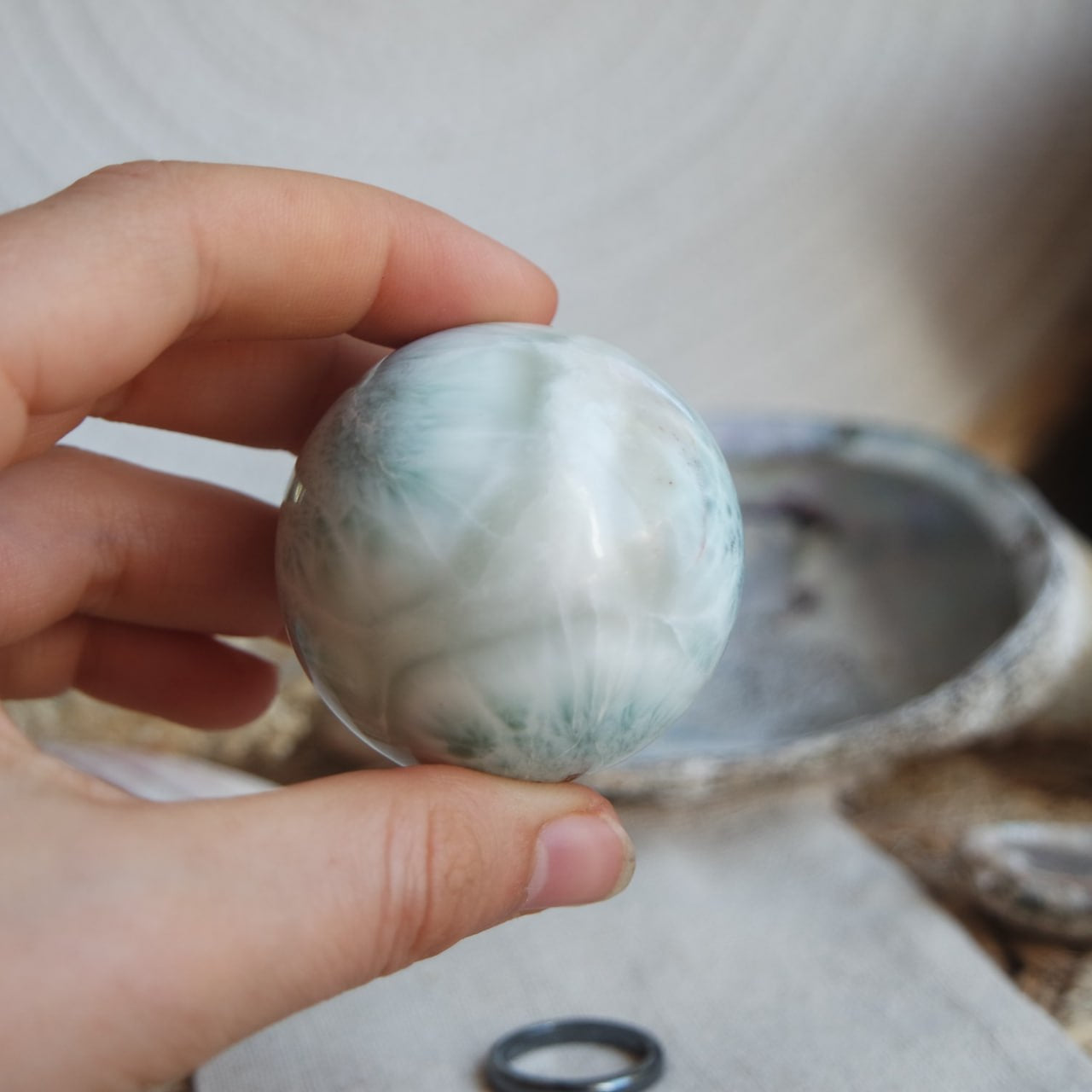 Larimar Kugel ~ VN485