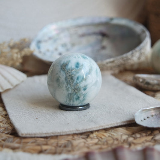 Larimar Kugel ~ Vj222