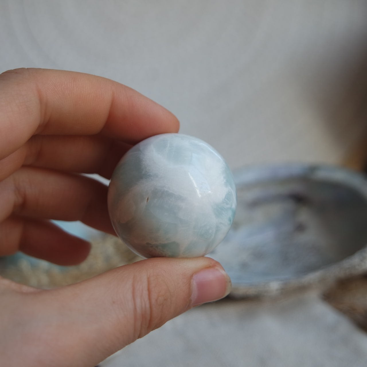 Larimar Kugel ~ Vj222