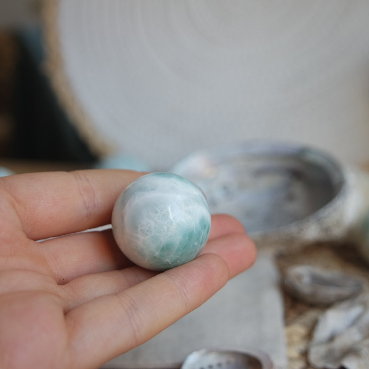 Larimar Kugel ~ VH111