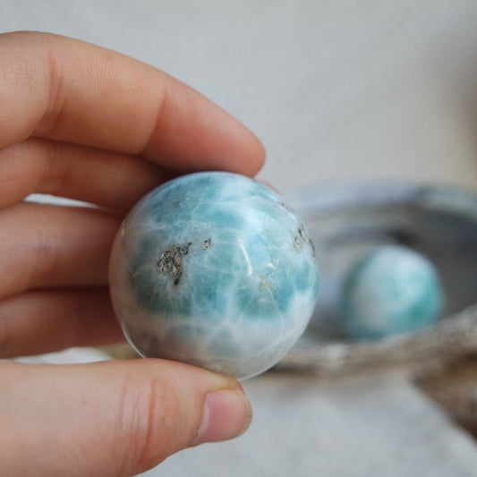 Larimar Kugel ~ VL265