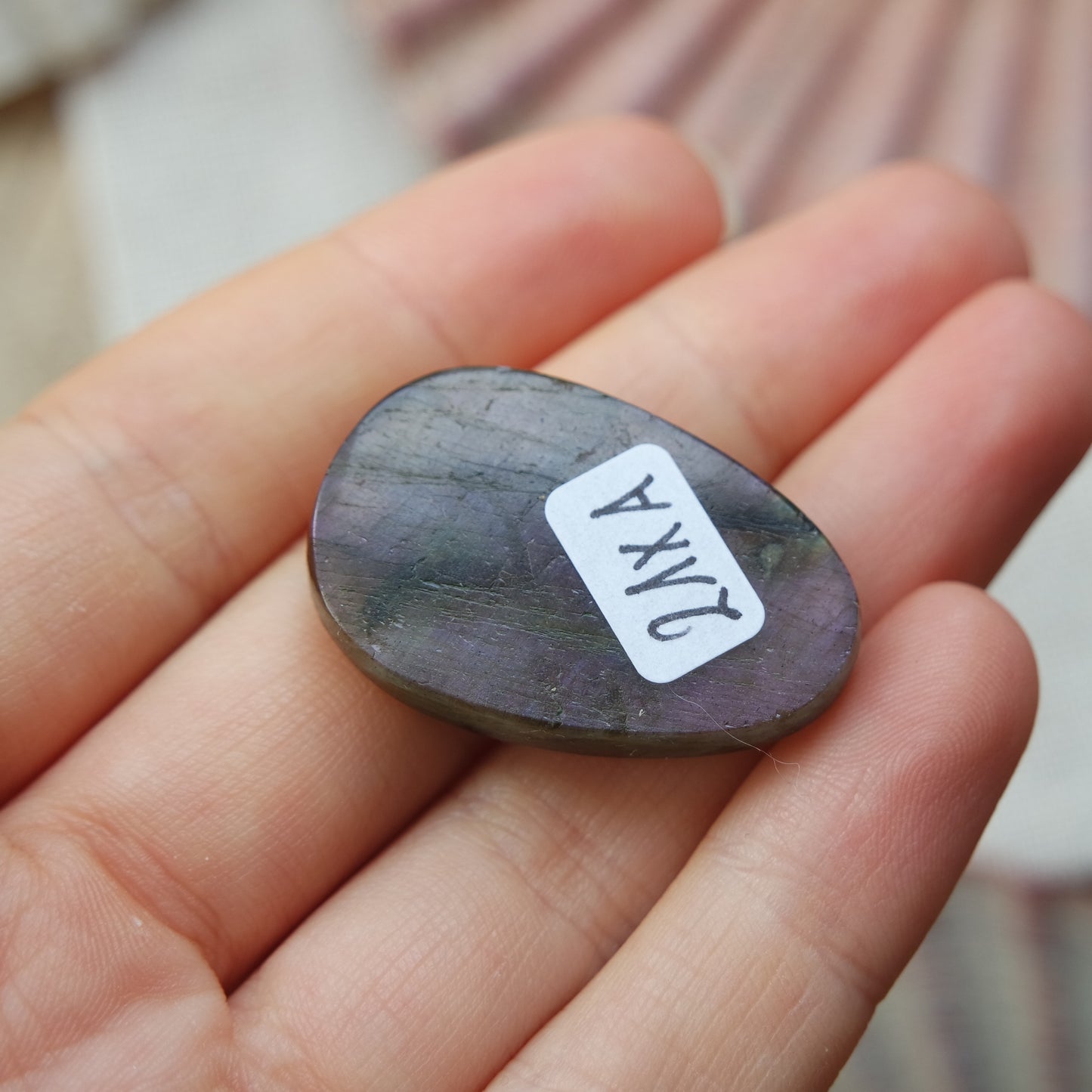 Lila Labradorit Cabochon ~ 21XA