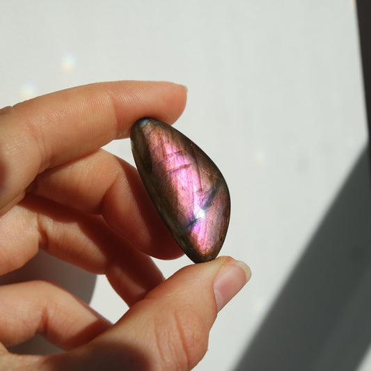 Lila Labradorit Cabochon ~ 21XD