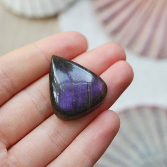 Lila Labradorit Cabochon ~ 21XF