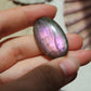 Lila Labradorit Cabochon ~ 18XM