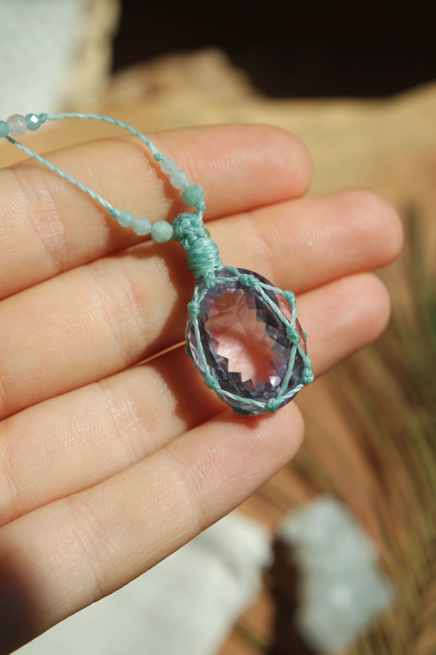 facettierter Amethyst Makramee Kette mit Amazonit und Rosenquarz Perlen