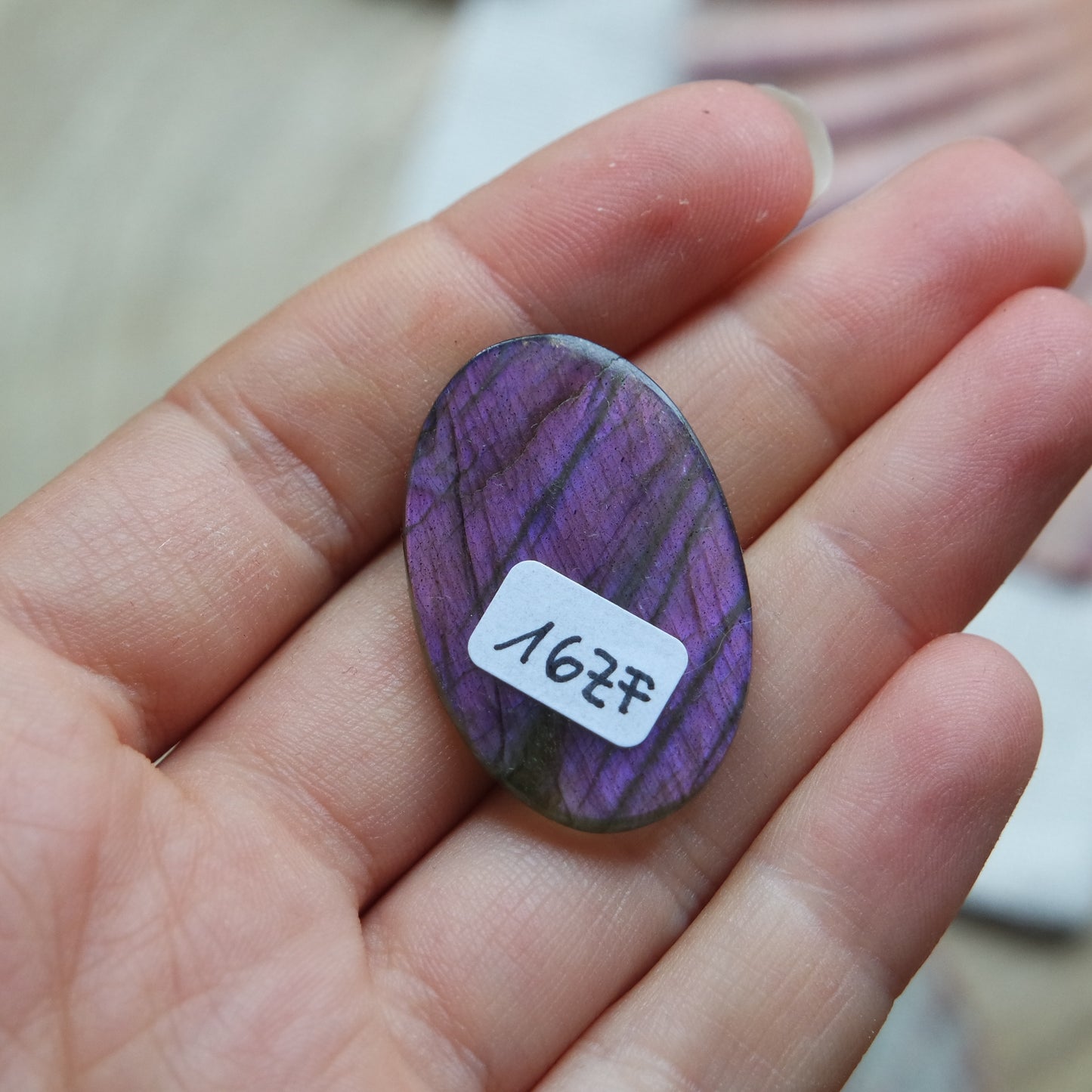 Lila Labradorit Cabochon ~ 16ZF