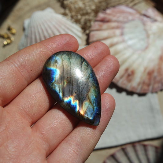 Labradorit Cabochon ~ 42Xj