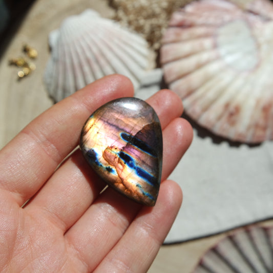 Labradorit Cabochon ~ 42XN