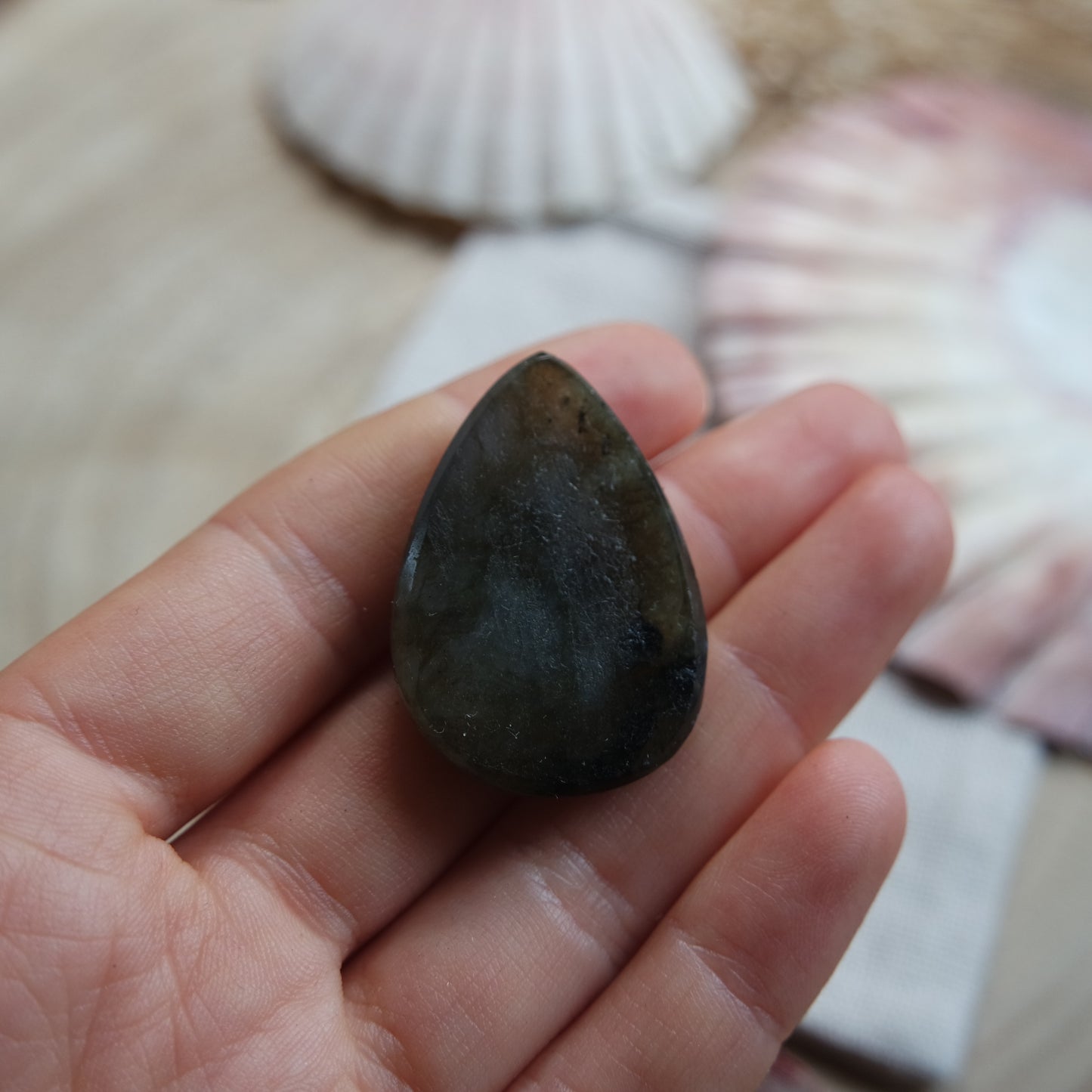 Labradorit Cabochon ~ 29YJ