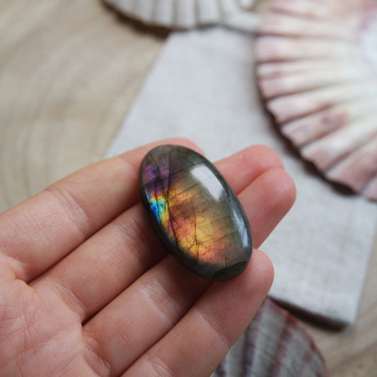 Labradorit Cabochon ~ 29YP