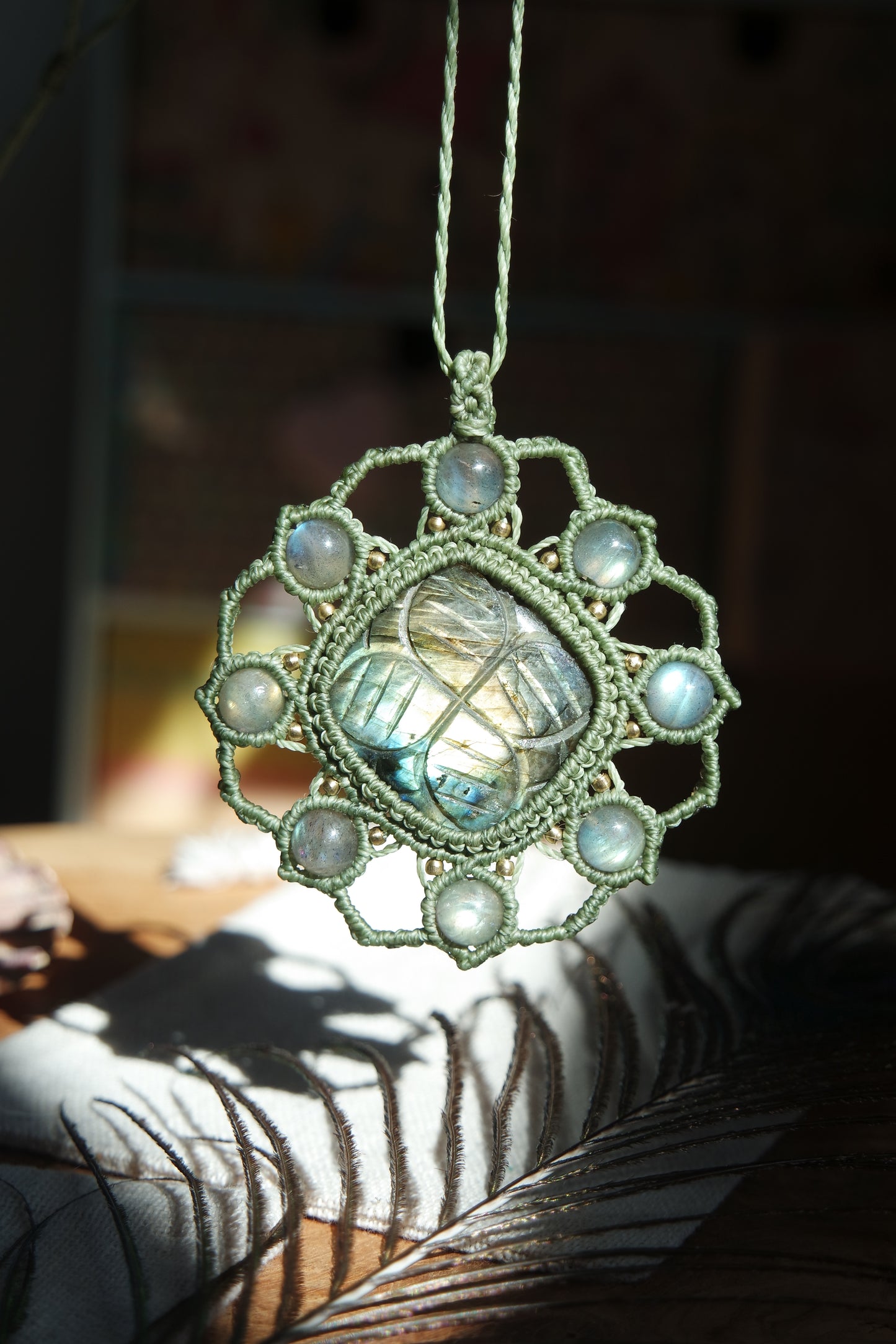 Labradorit Mandala Makramee Kette