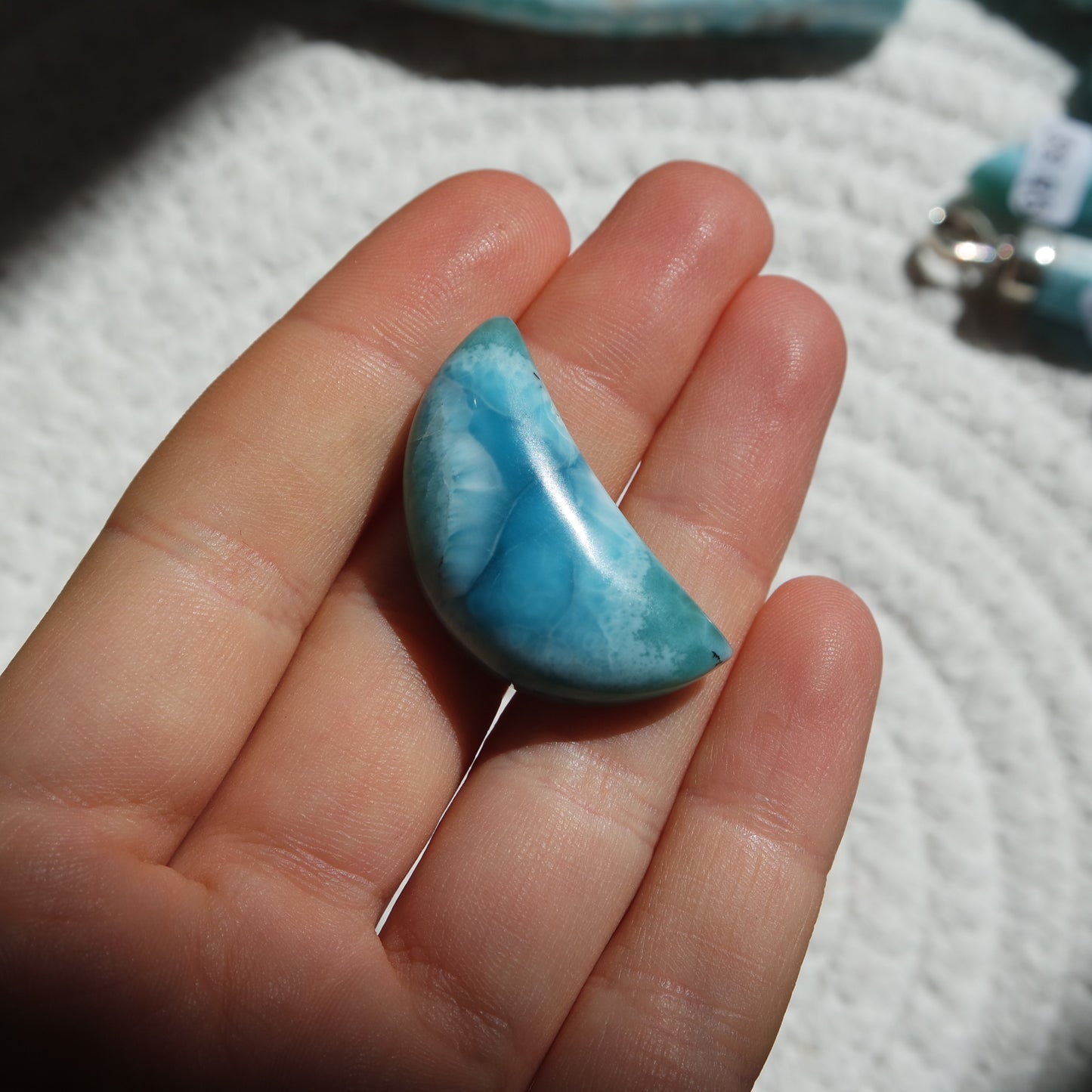 Larimar Mond ~ TR95