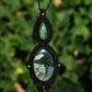 Schwarze Makramee Kette mit Edelstahlelementen und Natursteinen