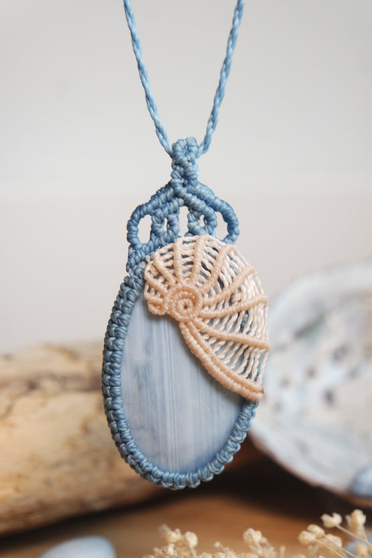 Blauer Opal Makramee Kette ~ Wasser