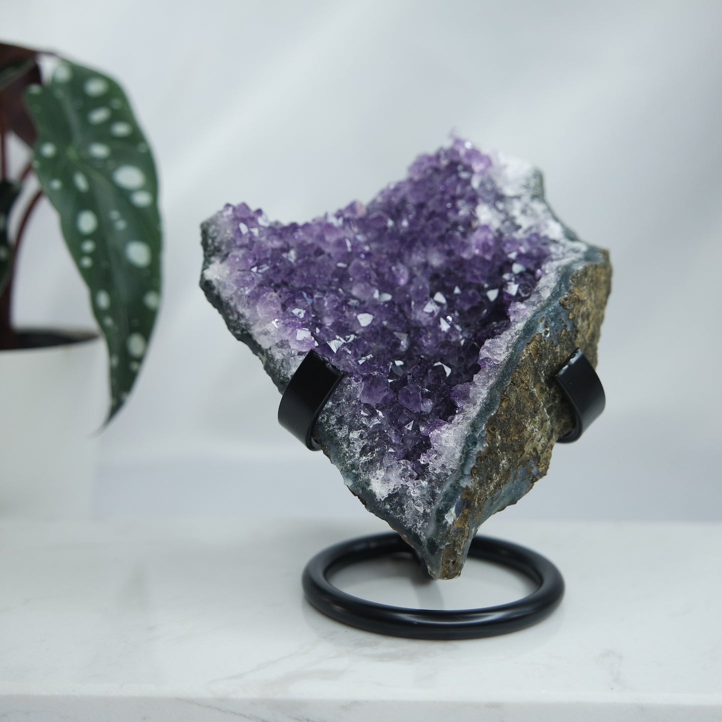 Amethyst Stück mit ständer ~ 23DB