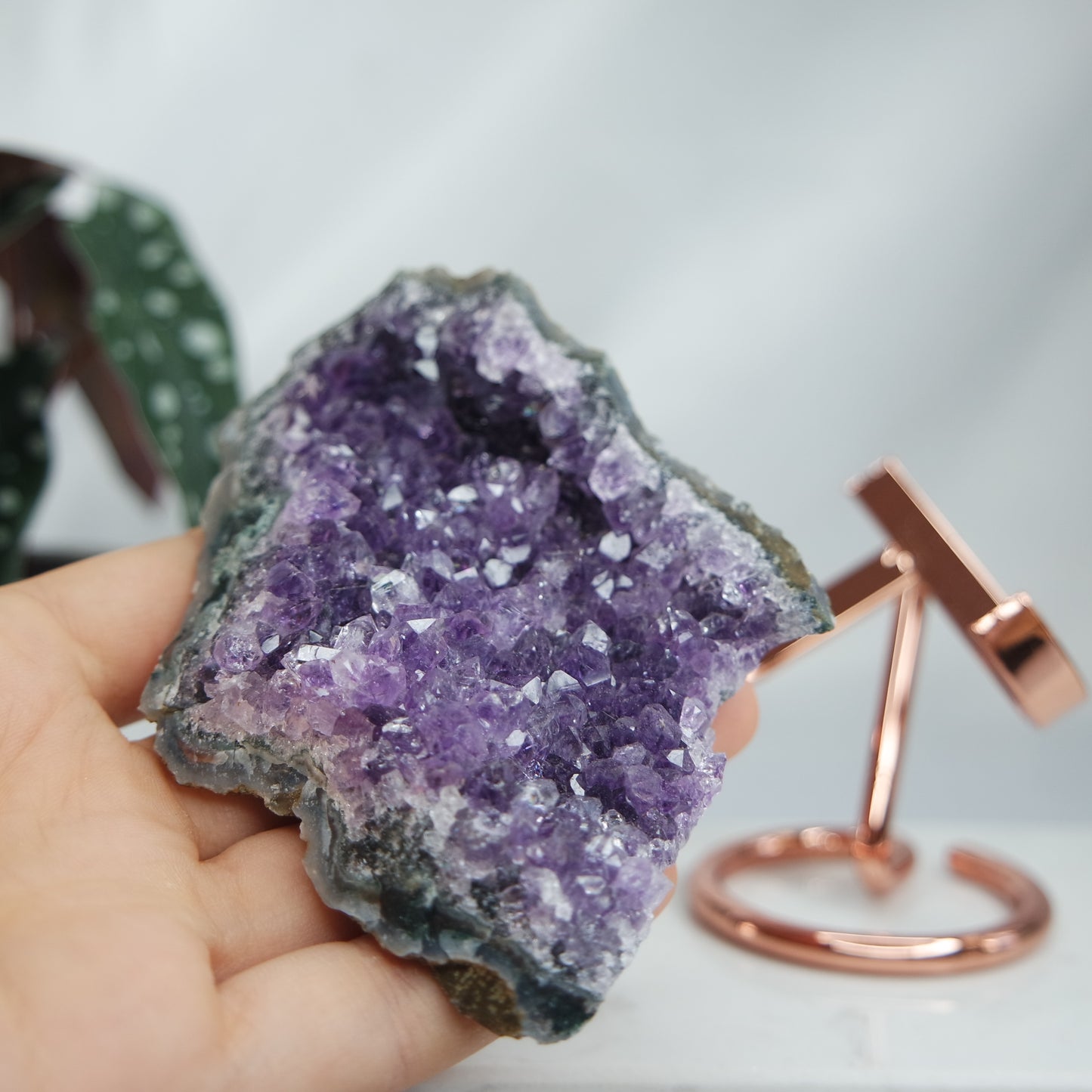 Amethyst Stück mit Ständer ~ 24DA