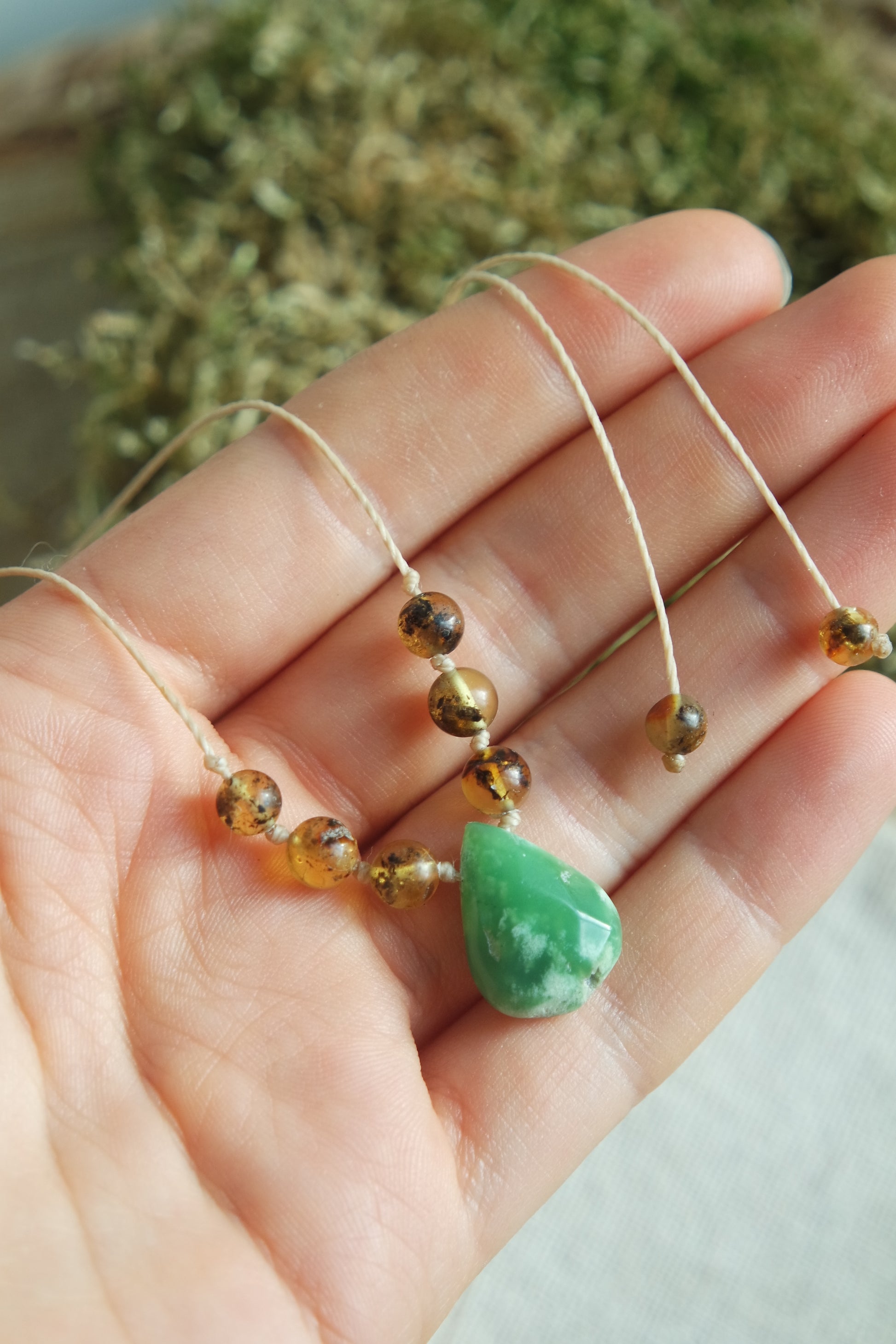 Edelstein Schmuck für Freude und Ausgeglichenheit