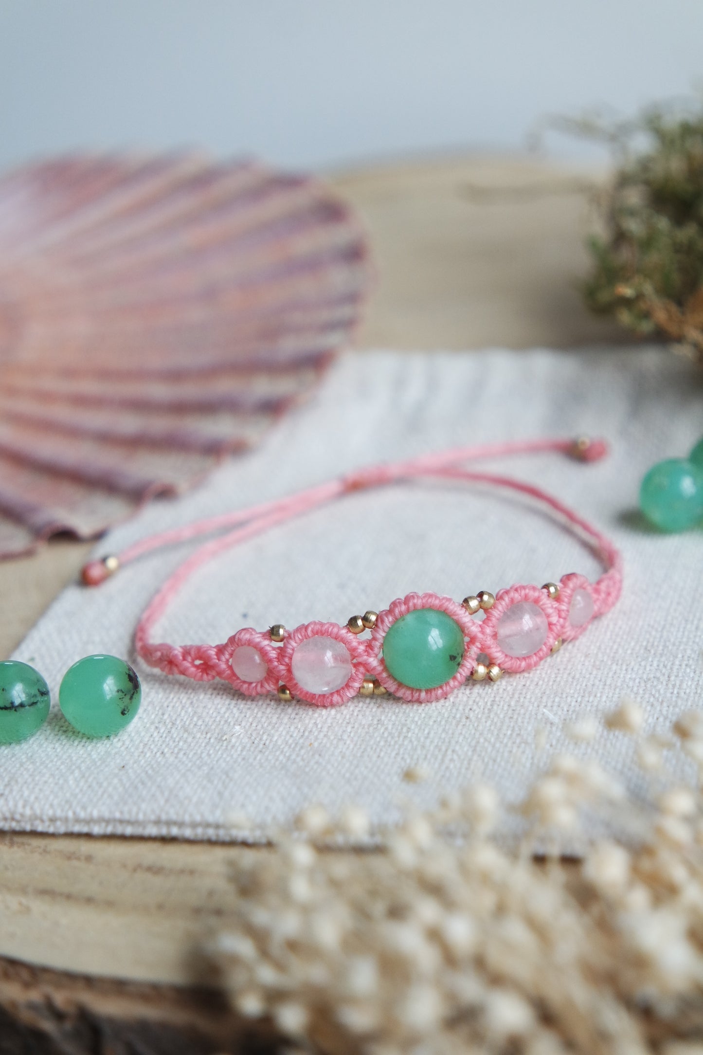 Crysopras & Rosenquarz Makramee Armand ~ LIEBESFLÜSTERN