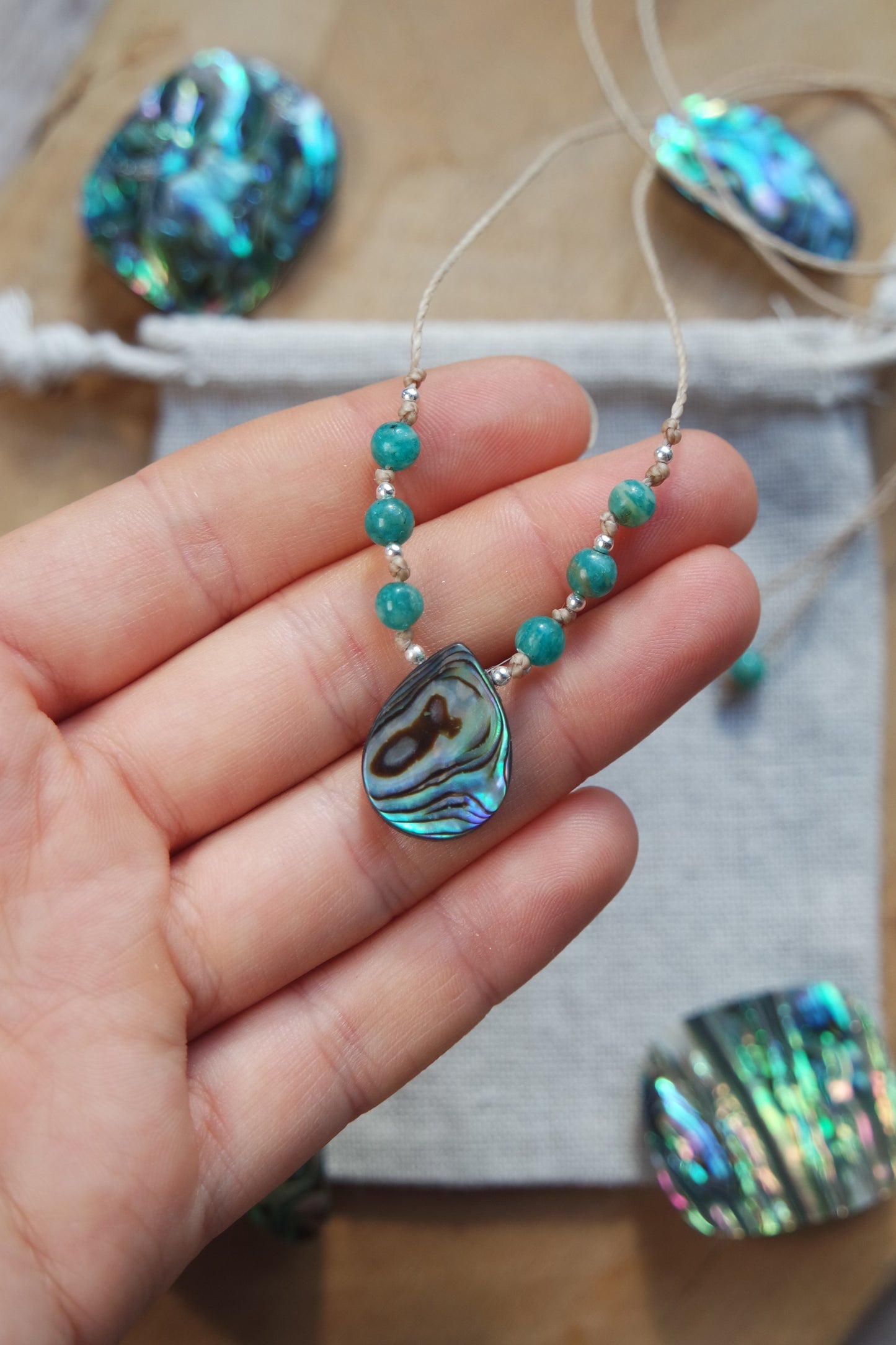 Abalone & Amazonit Makramee Kette