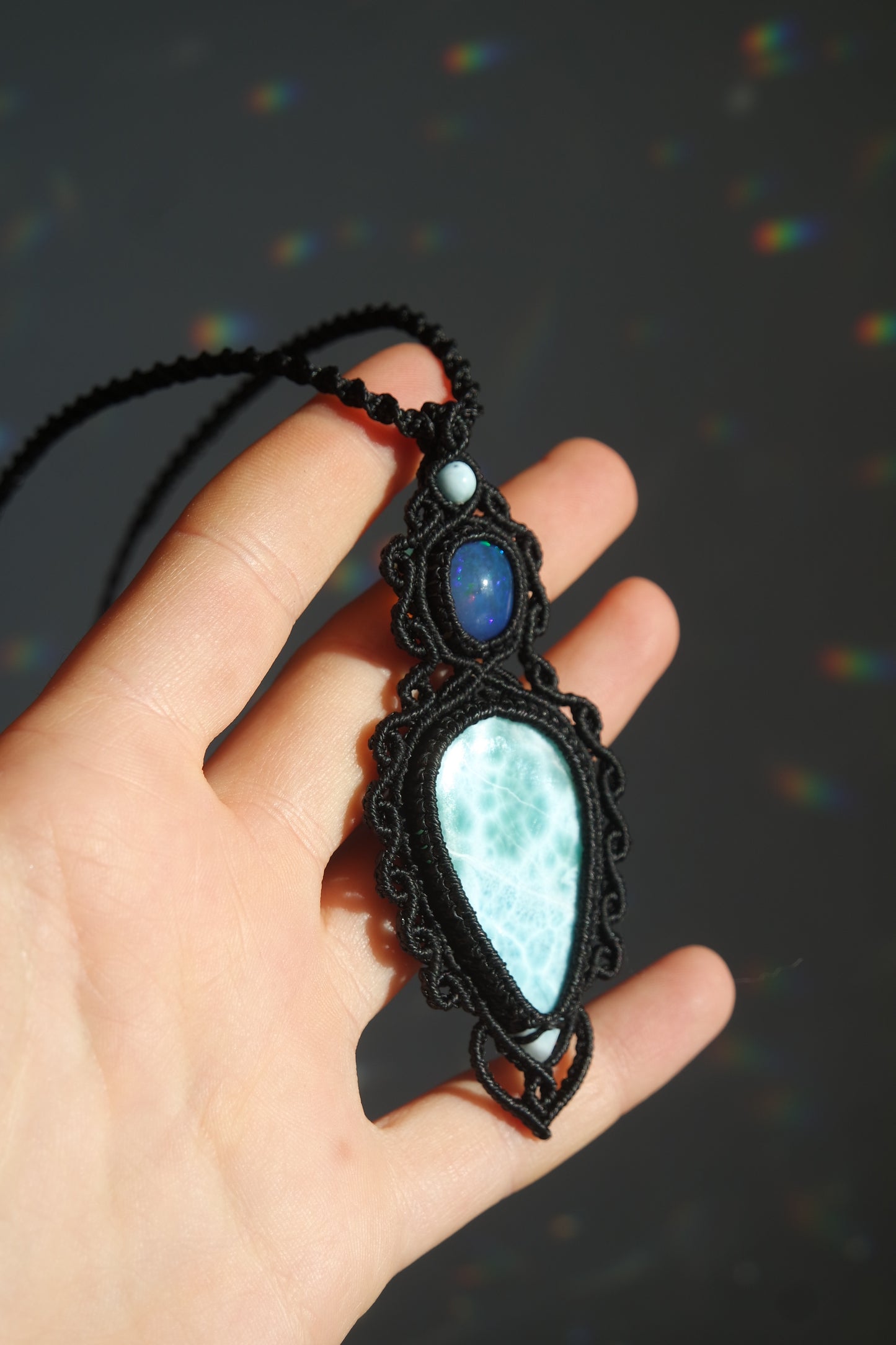 Larimar & Opal Makramee Kette ~MARISORA