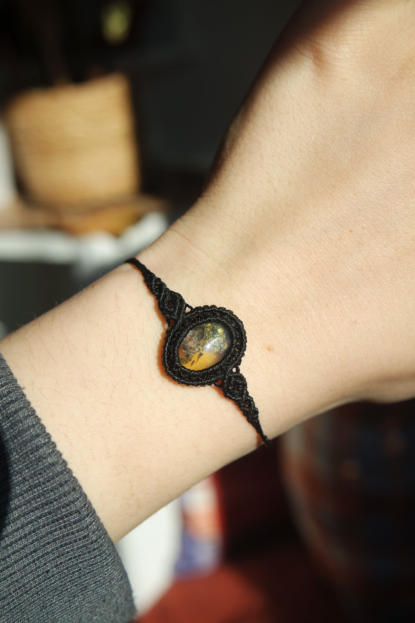 Bernstein Makramee Armband ~   LUNAIRA