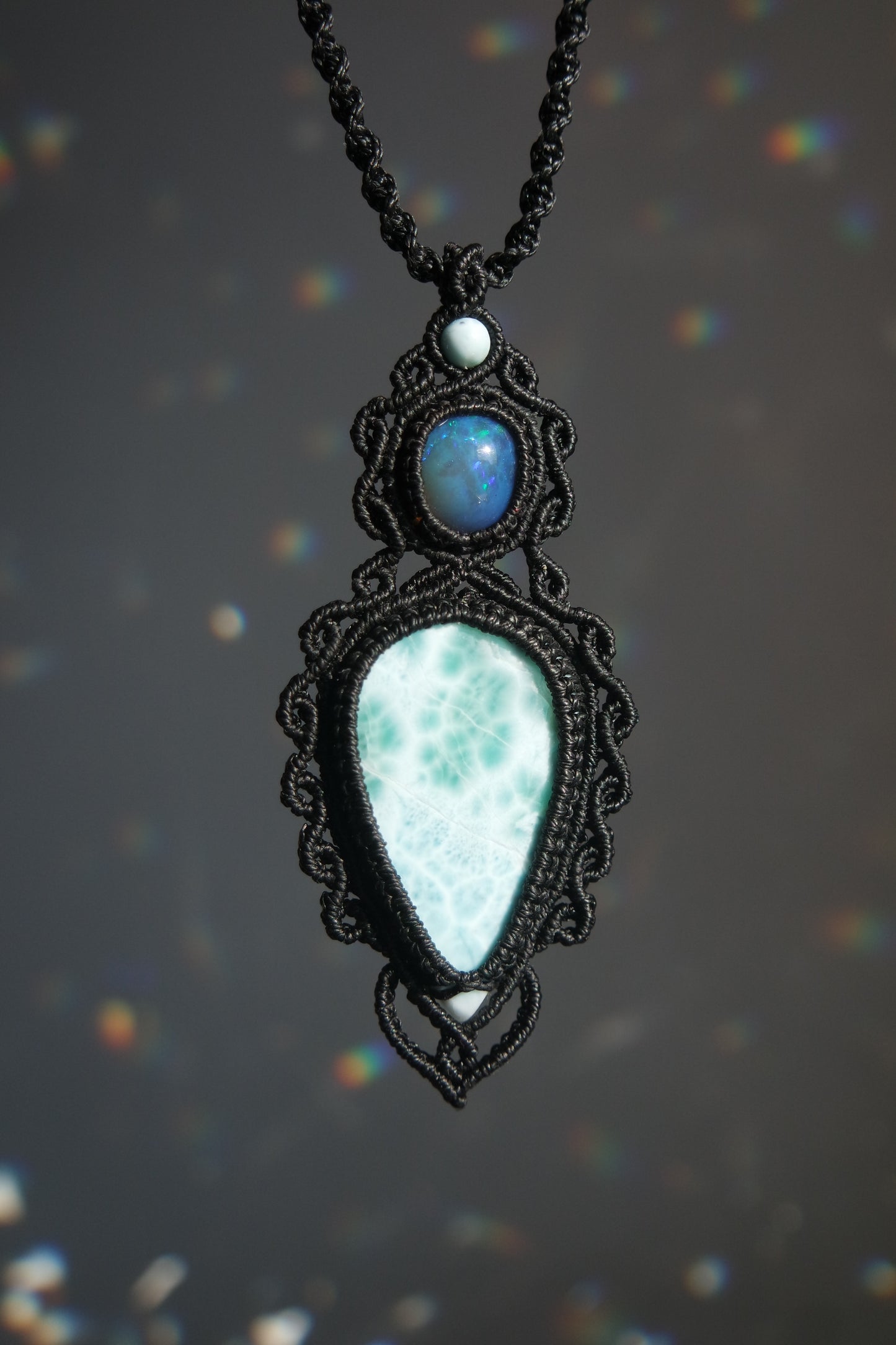 Larimar & Opal Makramee Kette ~MARISORA
