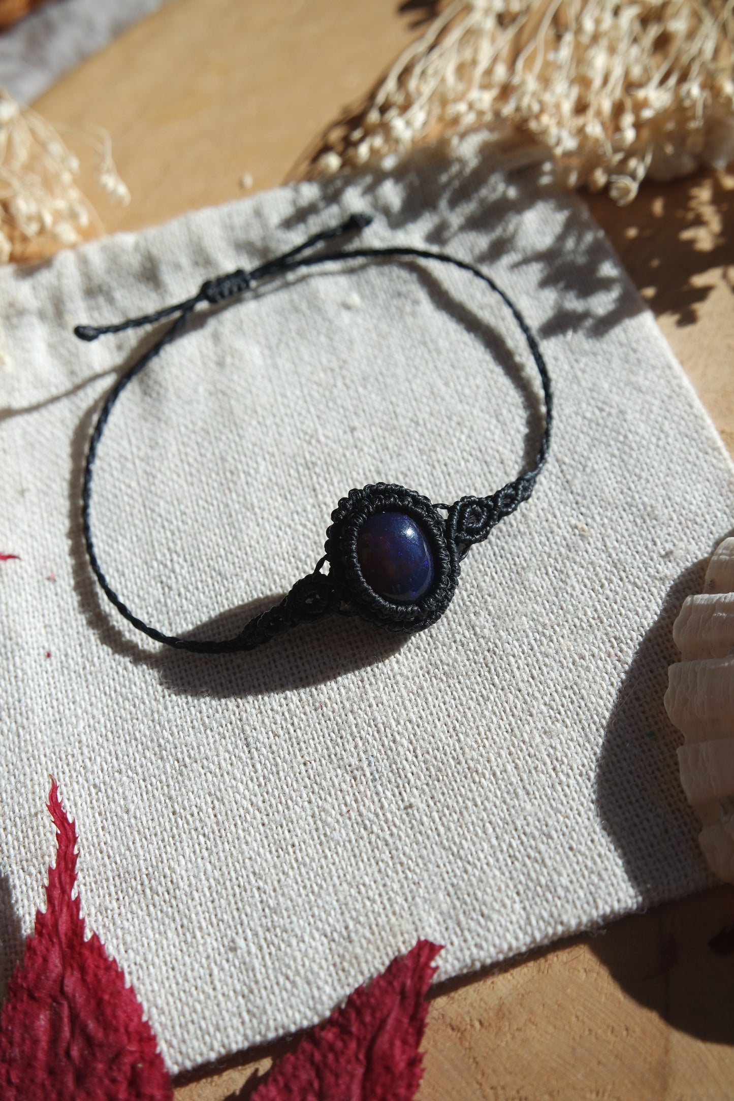 Geräucherter Opal Makramee Armband ~ ILARYA