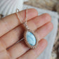 Handgeknüpfte Makramee Kette „Geborgenheit“ mit echtem Larimar.
