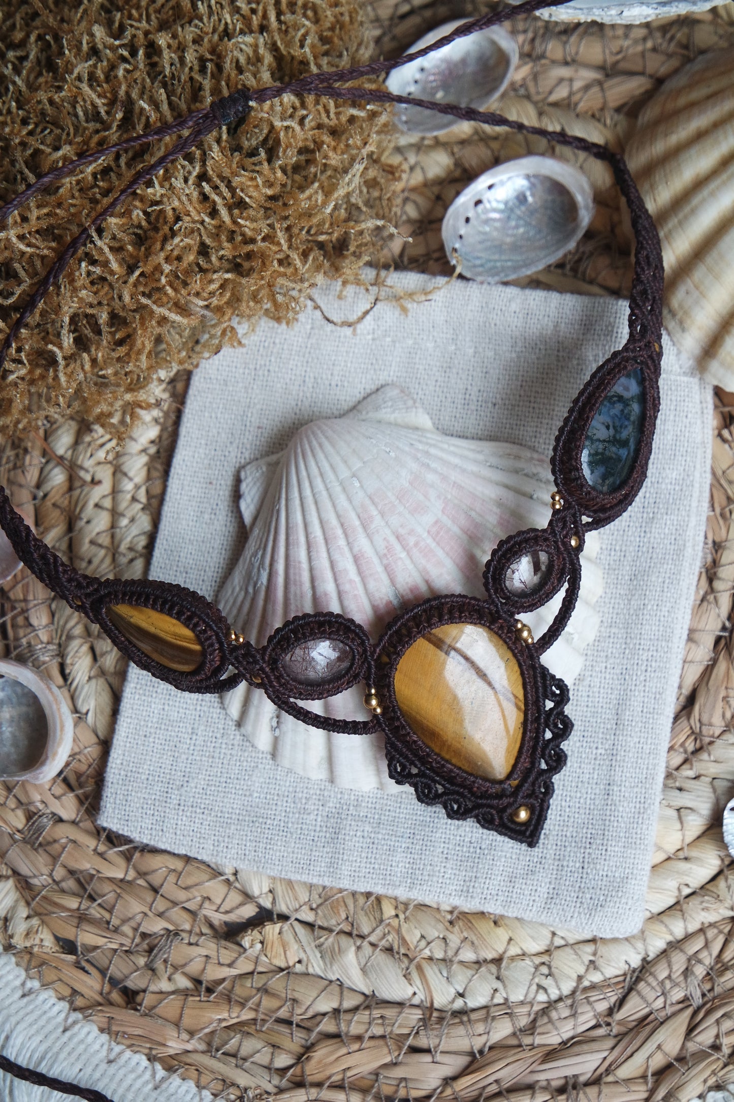 Makramee Kette mit Tigerauge, Moosachat & Quarz ~ Liorah