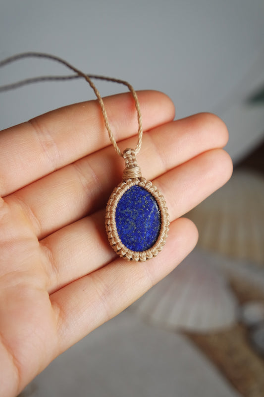 Lapislazuli Makramee Kette ~ Aelith
