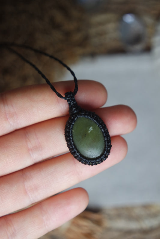 Jade Makramee Kette ~ Sylmira