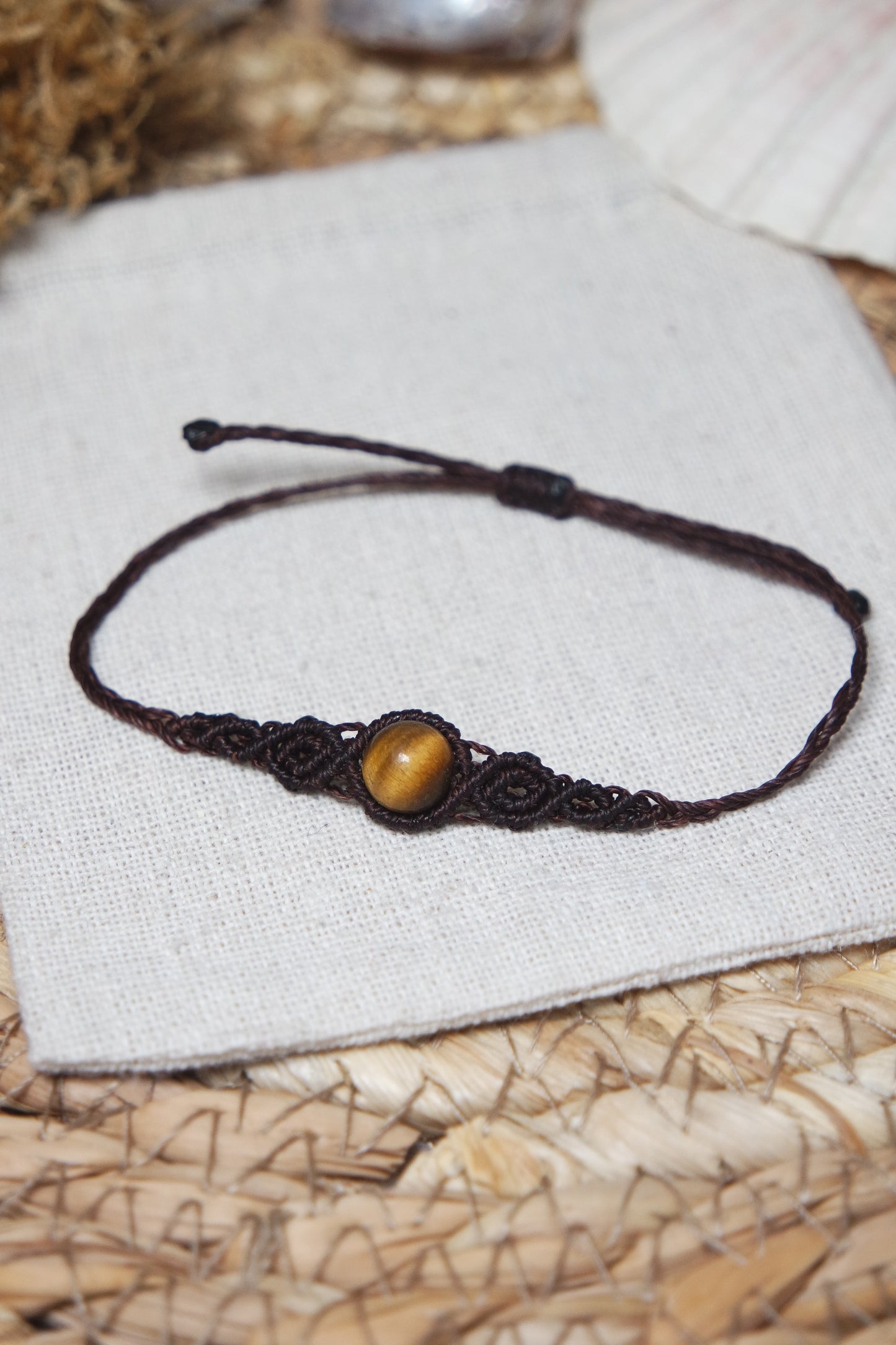 Tigerauge Makramee Armband