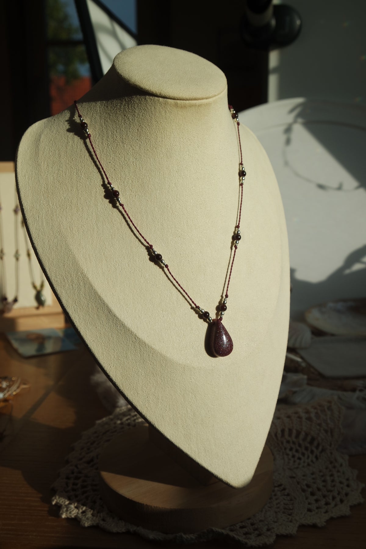Simply Strong GRANAT Kette