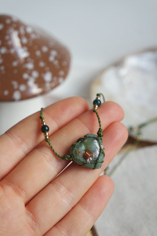 Simply Flowing MOOSACHAT, JADE Kette
