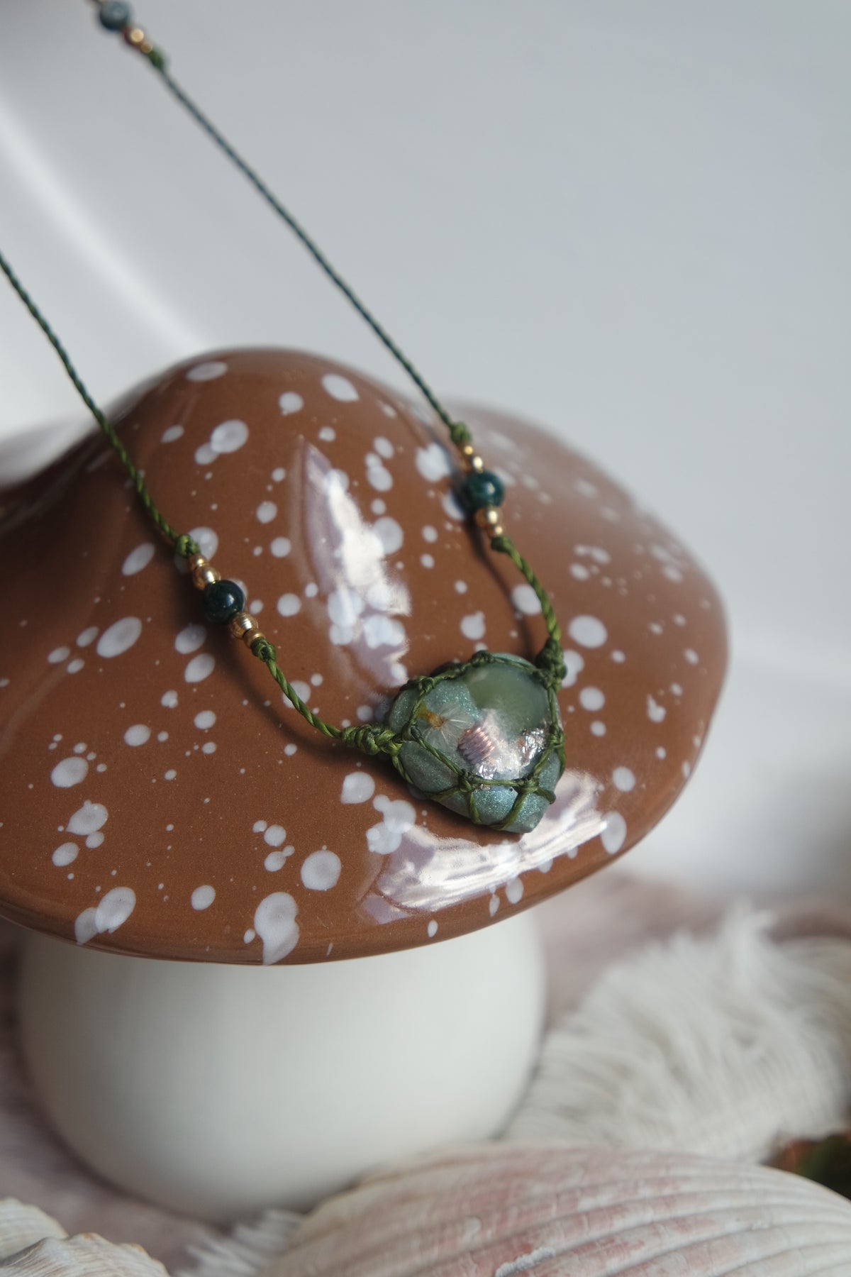 Simply Flowing MOOSACHAT, JADE Kette