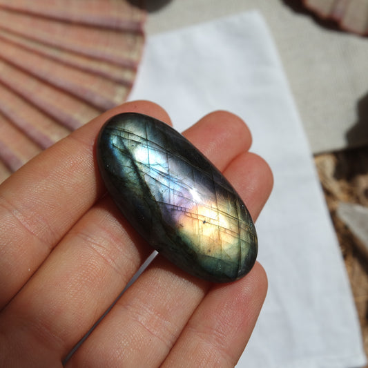Labradorit Cabochon ~ 33XH