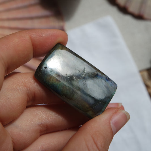 Labradorit Cabochon ~ 33XA