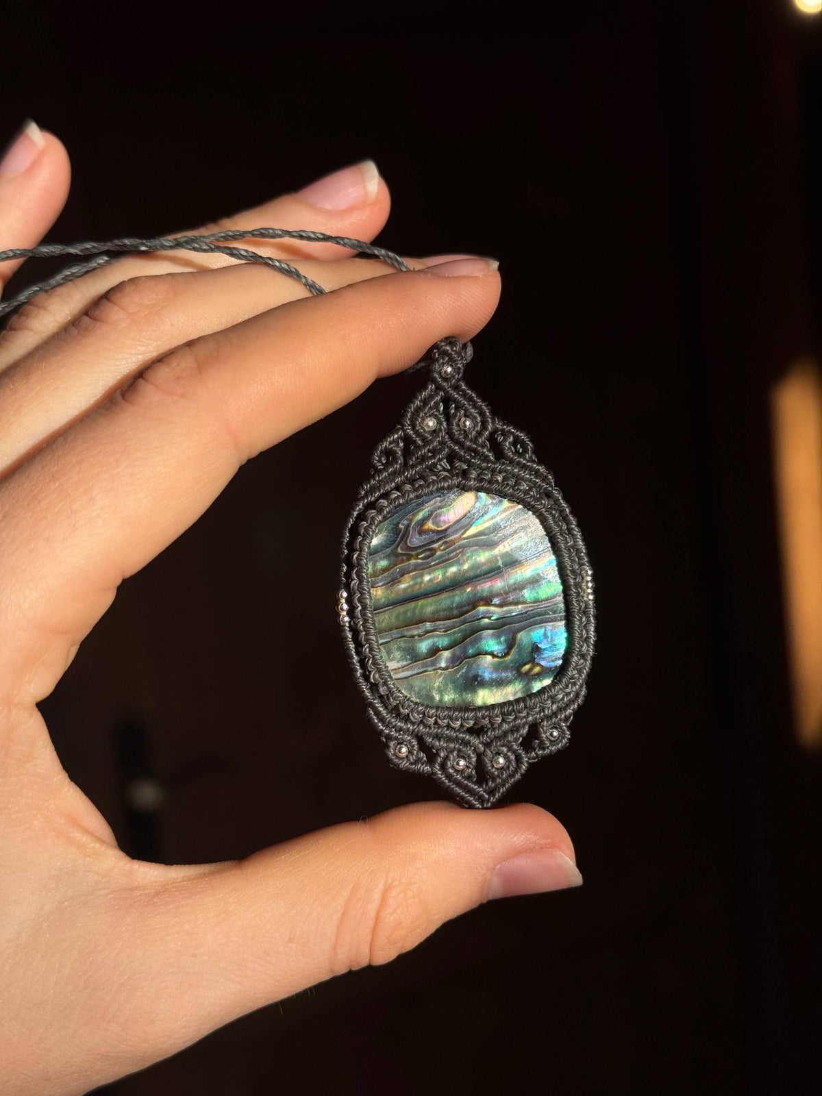 Abalone Makramee Kette ~ Waldschimmer