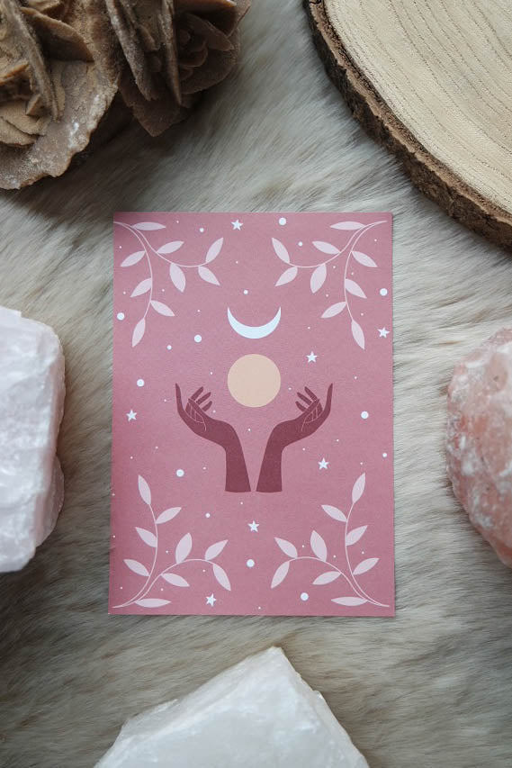 Mond, Sonne und Hand Postkarte
