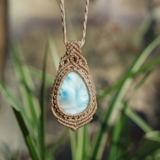 Larimar Makramee Kette