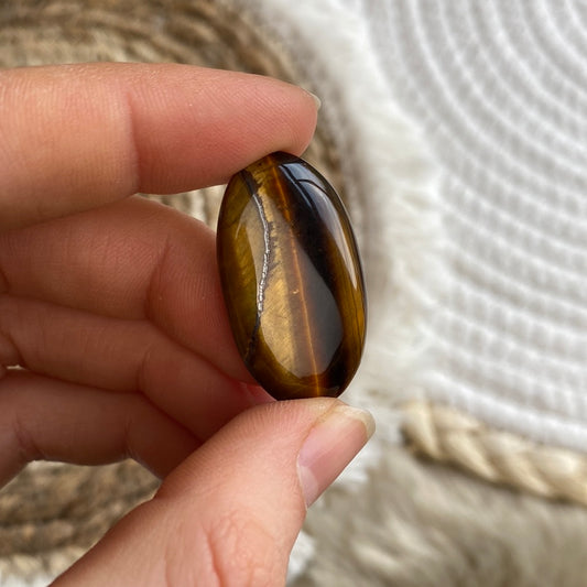 Tigerauge Cabochon ~ A1