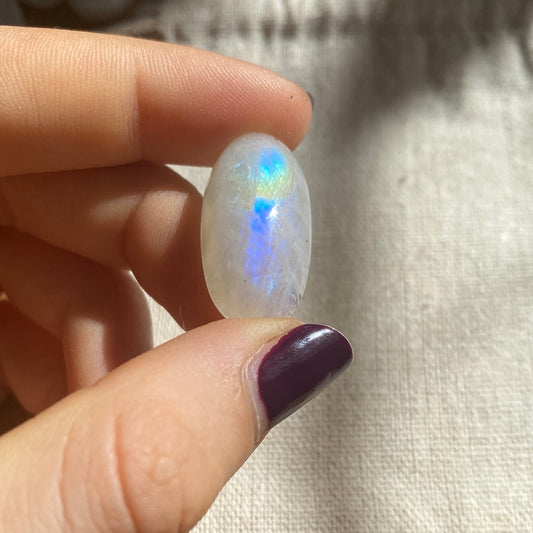 Regenbogen Mondstein /Weißer Labradorit Cabochon